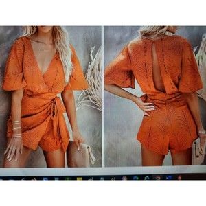 NWT | CUPSHE Romper XL Orange Floral Plunge Tie Waist